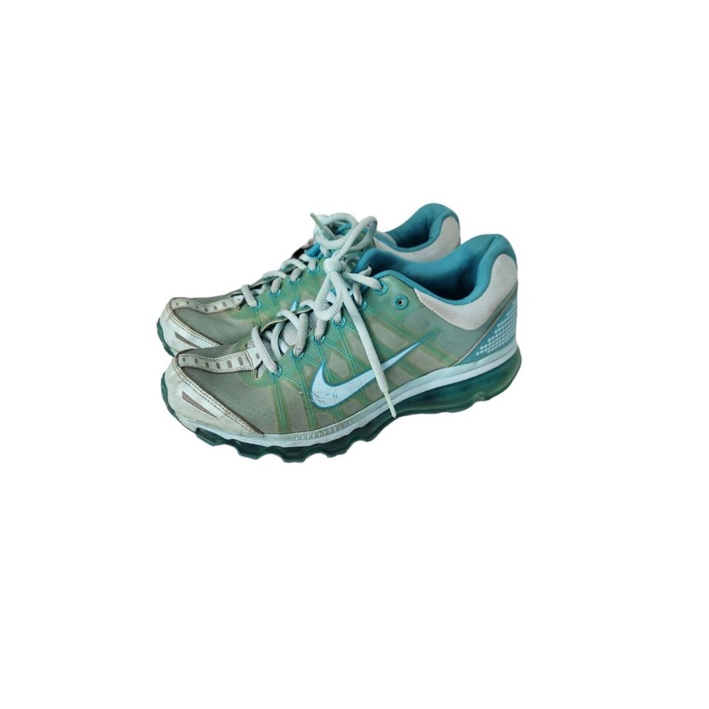 Nike Air Max 2011 Women's 8